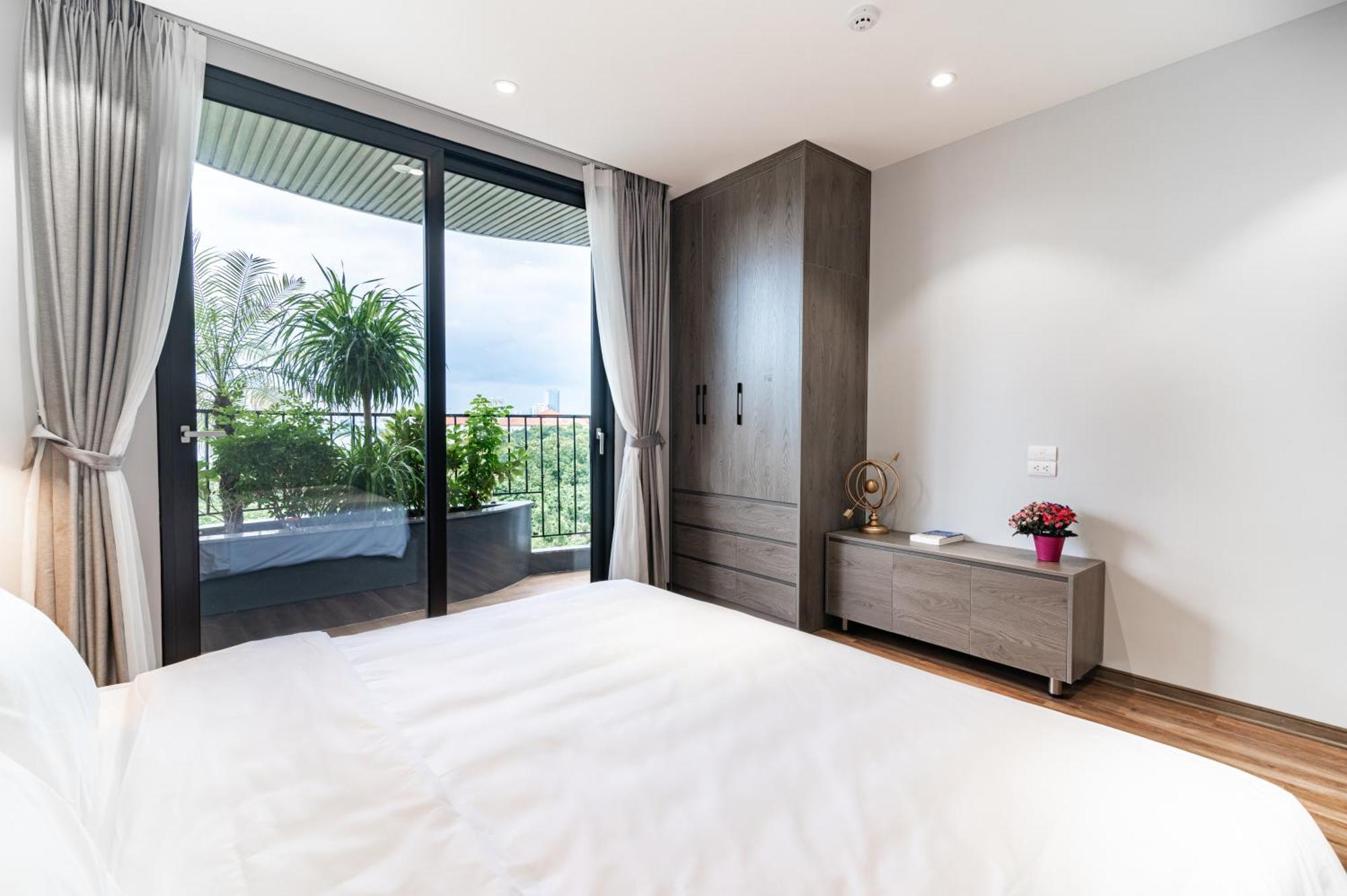 Luxe Paradise Suites Hotel To Ngoc Van ハノイ市 エクステリア 写真