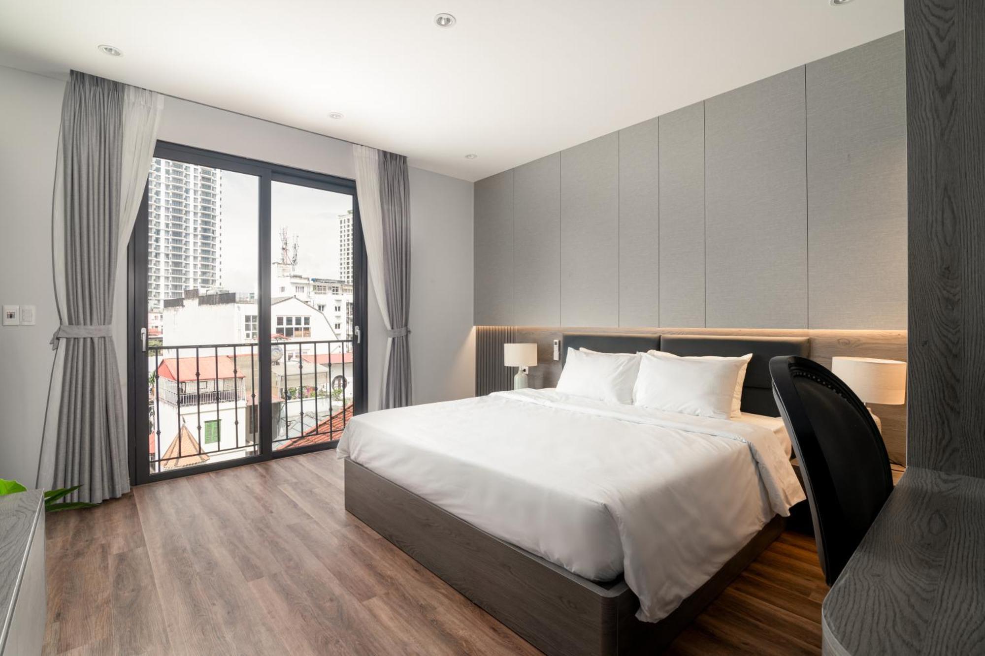 Luxe Paradise Suites Hotel To Ngoc Van ハノイ市 エクステリア 写真